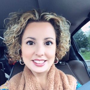 Meet your Posher, Melissa